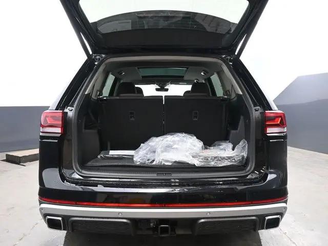 2026 Volkswagen Atlas Peak Edition