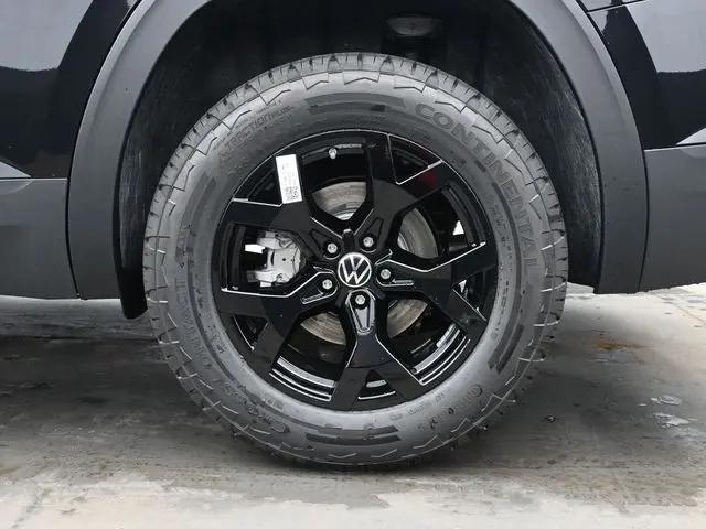 2026 Volkswagen Atlas Peak Edition