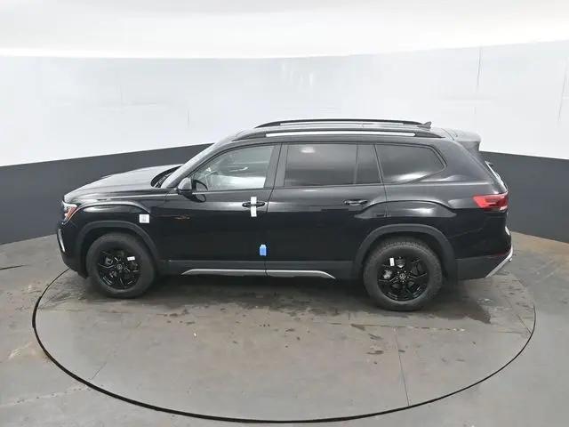 2026 Volkswagen Atlas Peak Edition