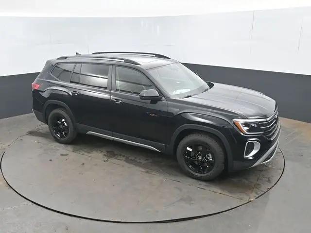 2026 Volkswagen Atlas Peak Edition