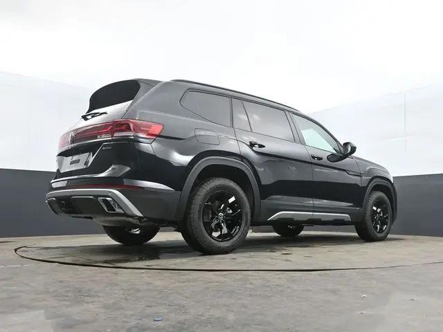 2026 Volkswagen Atlas Peak Edition