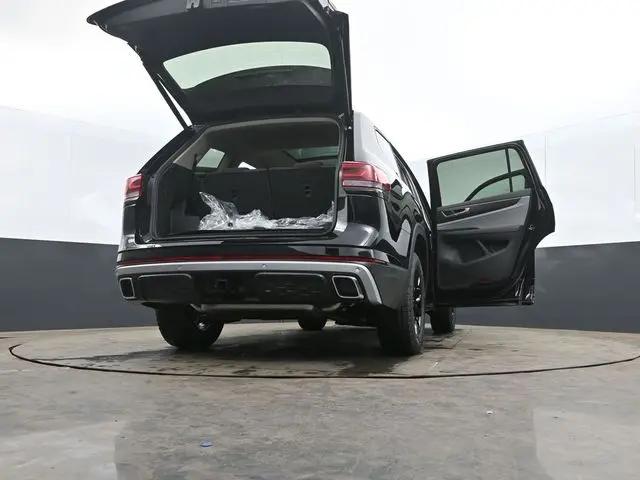 2026 Volkswagen Atlas Peak Edition