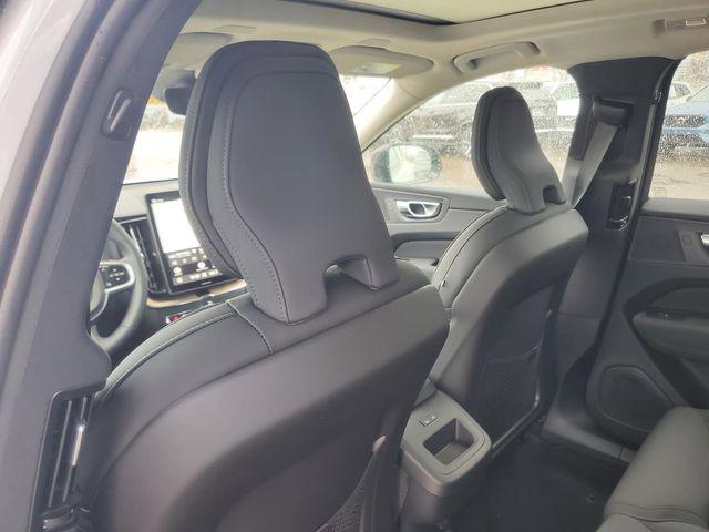 2026 Volvo XC60 B5 Core
