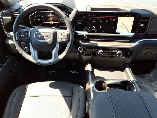 2026 GMC Sierra 2500HD Crew Cab, Standard Bed, SLT, 4WD