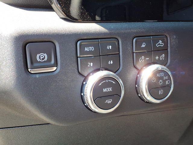 2026 GMC Sierra 2500HD Crew Cab, Standard Bed, SLT, 4WD