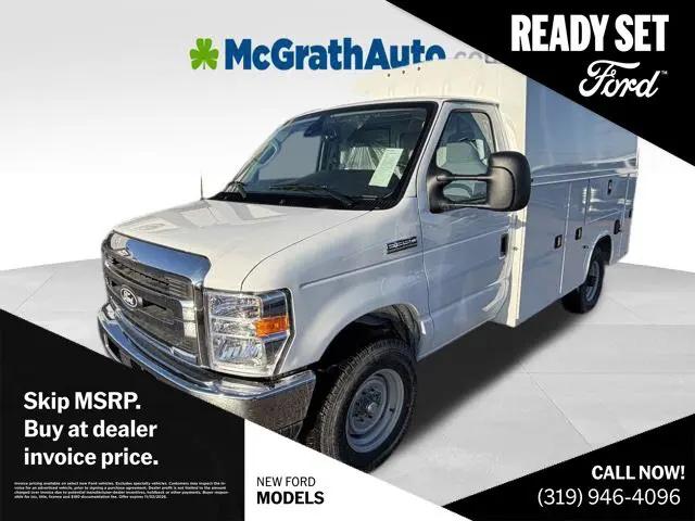 2026 Ford E-350 Cutaway E-Series Cutaway for sale in Hiawatha, IA