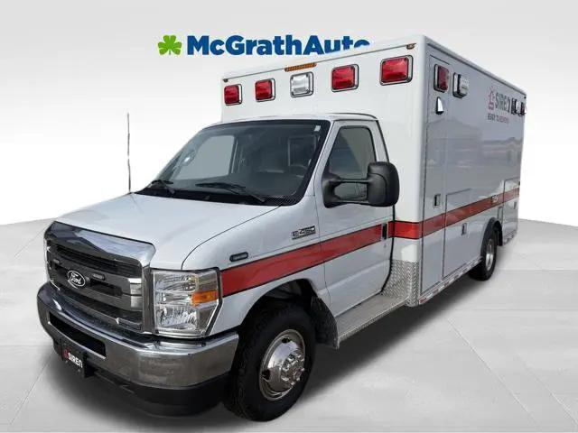 2026 Ford E-450 Cutaway E-Series Cutaway for sale in Hiawatha, IA