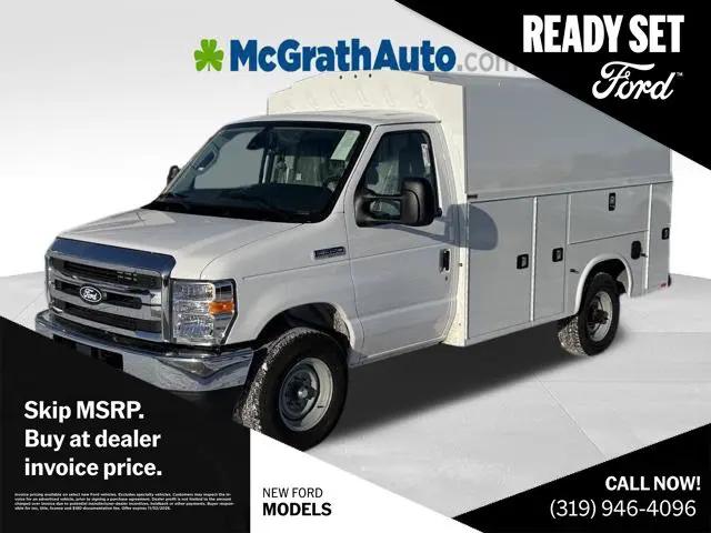 2026 Ford E-350 Cutaway E-Series Cutaway for sale in Hiawatha, IA