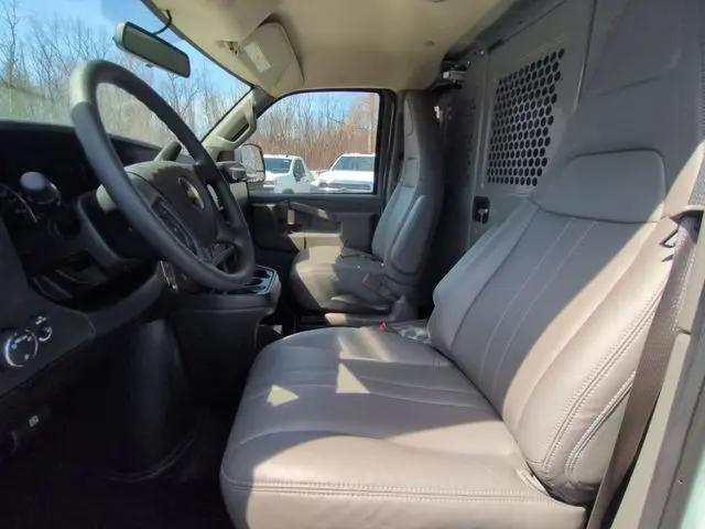 2025 Chevrolet Express Cargo Van RWD 3500 Extended Wheelbase WT