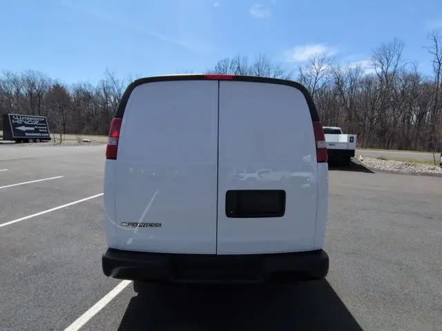 2025 Chevrolet Express Cargo Van RWD 3500 Extended Wheelbase WT