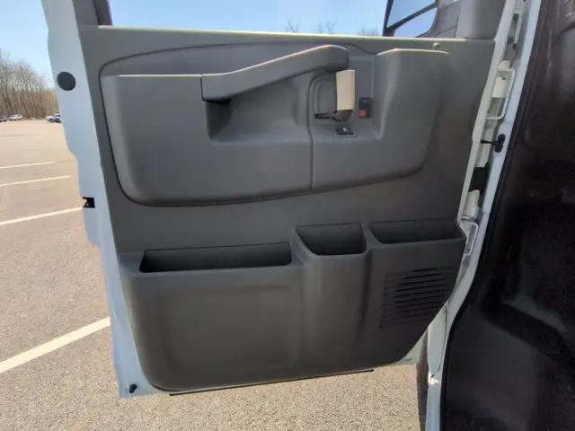2025 Chevrolet Express Cargo Van RWD 3500 Extended Wheelbase WT