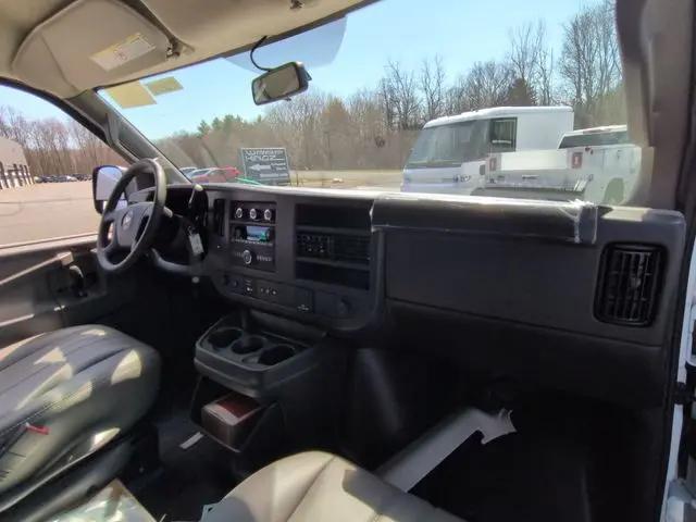 2025 Chevrolet Express Cargo Van RWD 3500 Extended Wheelbase WT