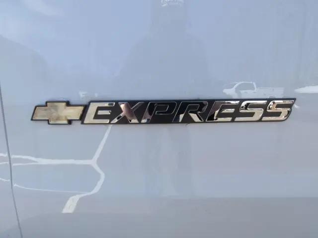 2025 Chevrolet Express Cargo Van RWD 3500 Extended Wheelbase WT