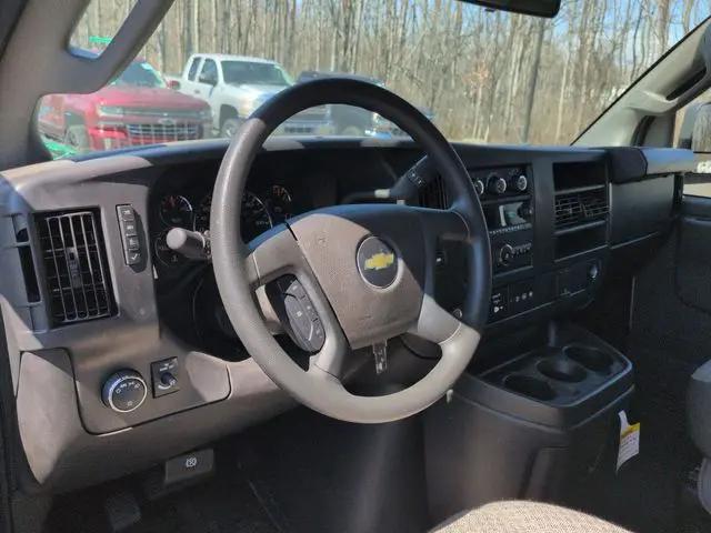 2025 Chevrolet Express Cutaway Work Van