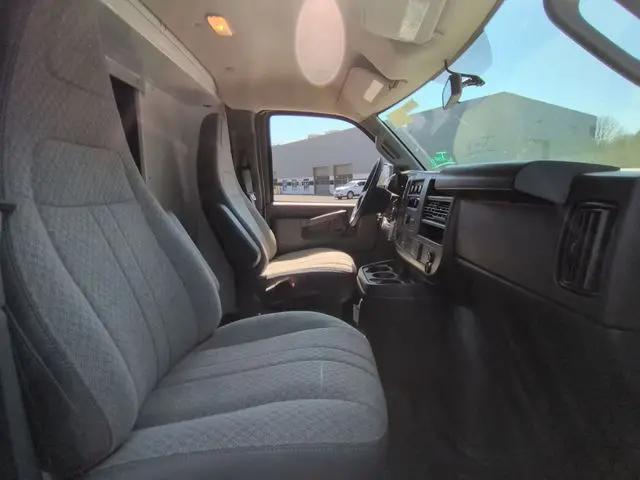 2025 Chevrolet Express Cutaway Work Van
