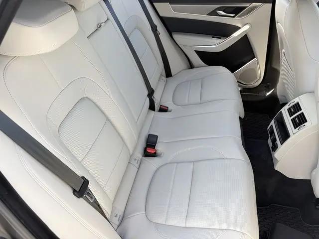 2026 Jaguar F-PACE R-Dynamic S P400 AWD Automatic
