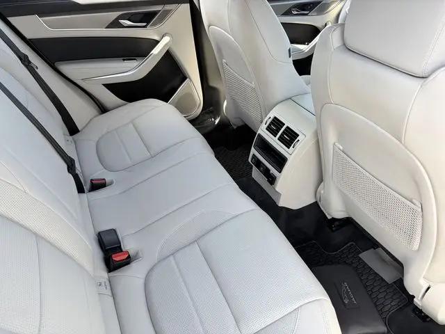 2026 Jaguar F-PACE R-Dynamic S P400 AWD Automatic
