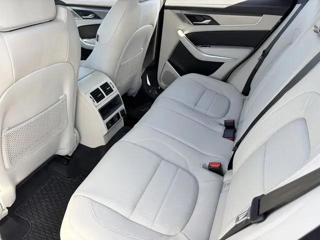 2026 Jaguar F-PACE R-Dynamic S P400 AWD Automatic