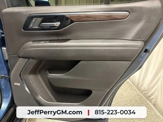 2025 Chevrolet Tahoe 4WD Premier