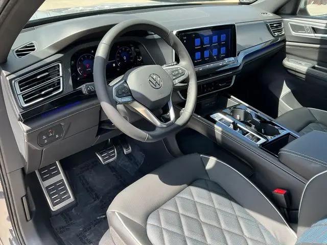 2026 Volkswagen Atlas Cross Sport SEL Premium R-Line