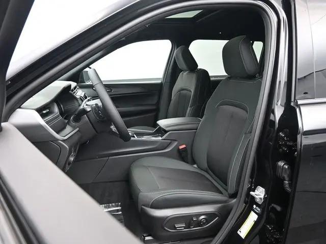 2026 Jeep Grand Cherokee L Altitude 4x4