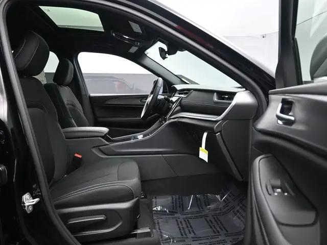 2026 Jeep Grand Cherokee L Altitude 4x4