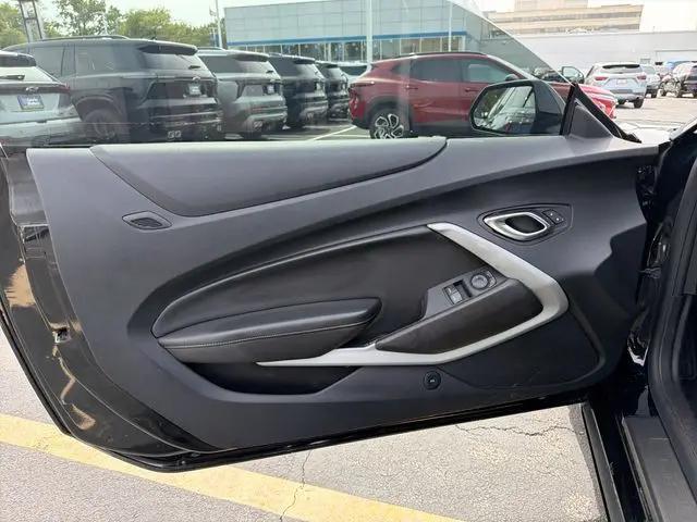 2021 Chevrolet Camaro RWD Coupe LT1