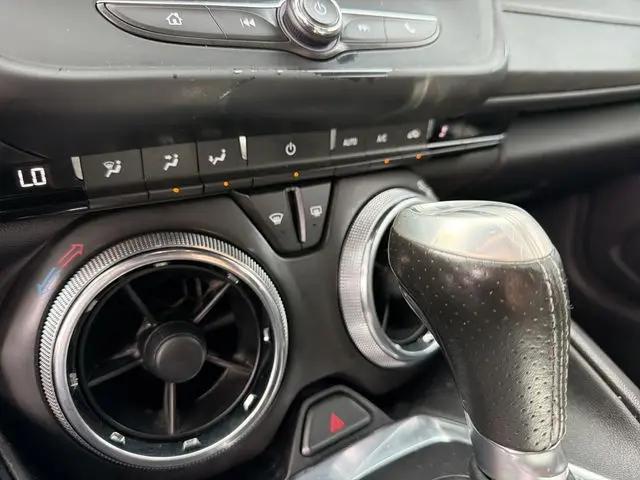 2021 Chevrolet Camaro RWD Coupe LT1