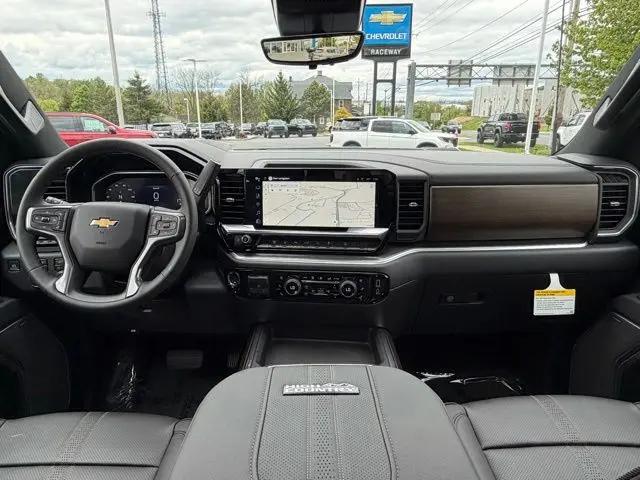 2026 Chevrolet Silverado 2500HD Crew Cab, Standard Bed, High Country, 4WD