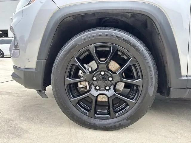 2022 Jeep Compass Altitude FWD