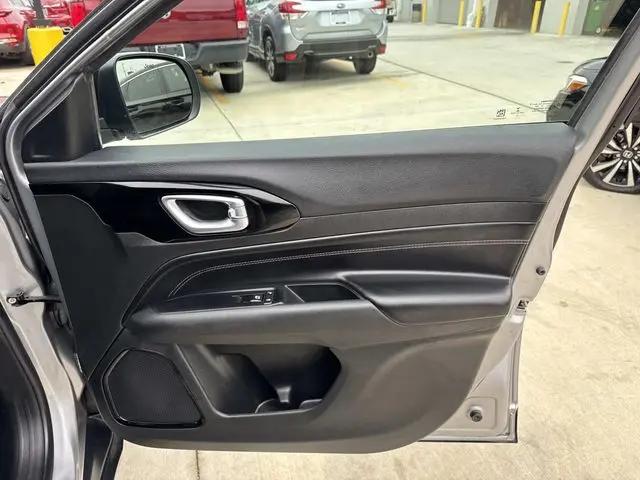 2022 Jeep Compass Altitude FWD