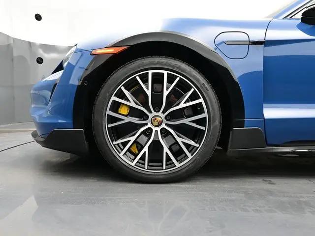 2022 Porsche Taycan Cross Turismo Turbo S