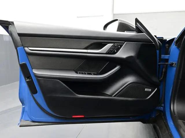 2022 Porsche Taycan Cross Turismo Turbo S