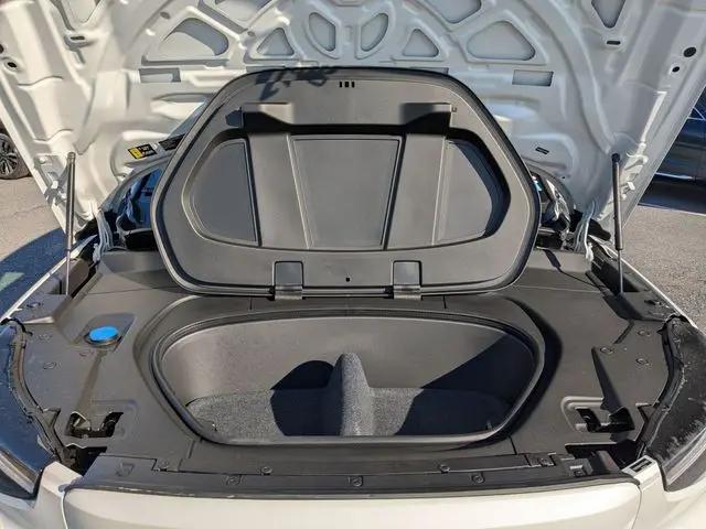 2026 Volvo EX40 Plus, Twin Motor, Fully electric