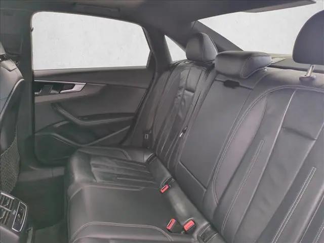 2023 Audi A4 Premium Plus 45 TFSI S line quattro S tronic