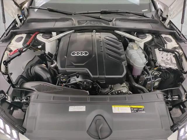 2023 Audi A4 Premium Plus 45 TFSI S line quattro S tronic