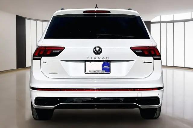 2024 Volkswagen Tiguan 2.0T SE R-Line Black