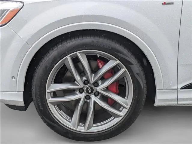 2026 Audi Q7 Prestige TFSI quattro tiptronic