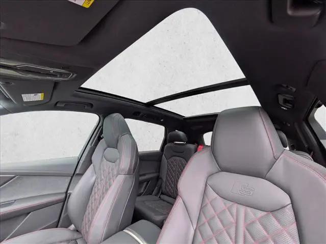 2026 Audi Q7 Prestige TFSI quattro tiptronic