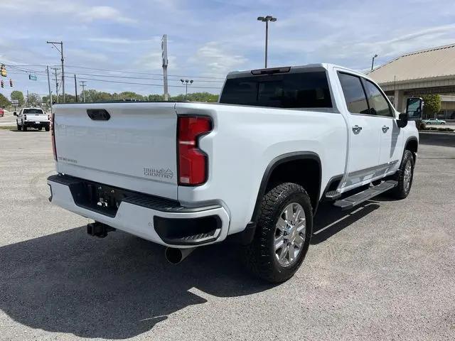 2026 Chevrolet Silverado 2500HD Crew Cab, Standard Bed, High Country, 4WD