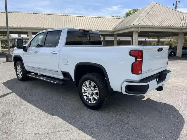2026 Chevrolet Silverado 2500HD Crew Cab, Standard Bed, High Country, 4WD