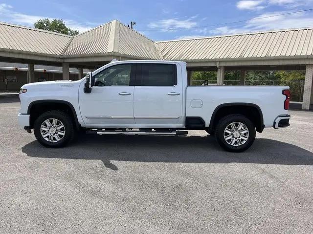 2026 Chevrolet Silverado 2500HD Crew Cab, Standard Bed, High Country, 4WD