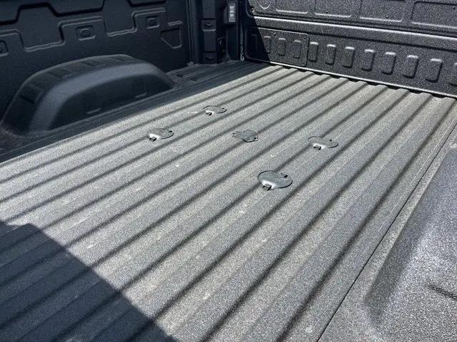2026 Chevrolet Silverado 2500HD Crew Cab, Standard Bed, High Country, 4WD