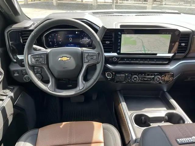 2026 Chevrolet Silverado 2500HD Crew Cab, Standard Bed, High Country, 4WD