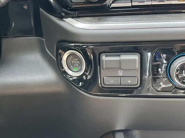 2026 Chevrolet Silverado 2500HD Crew Cab, Standard Bed, High Country, 4WD