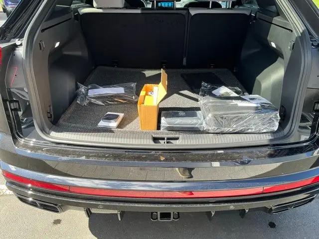 2026 Volkswagen Atlas Cross Sport SEL R-Line Black