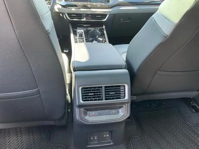 2026 Volkswagen Atlas Cross Sport SEL R-Line Black