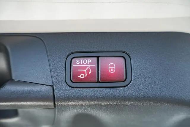 2026 Mercedes-Benz GLB 4MATIC