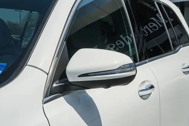2026 Mercedes-Benz GLB 4MATIC