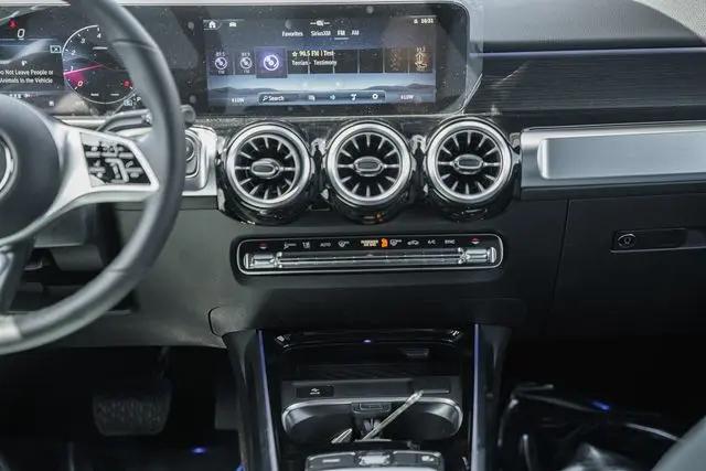 2026 Mercedes-Benz GLB 4MATIC